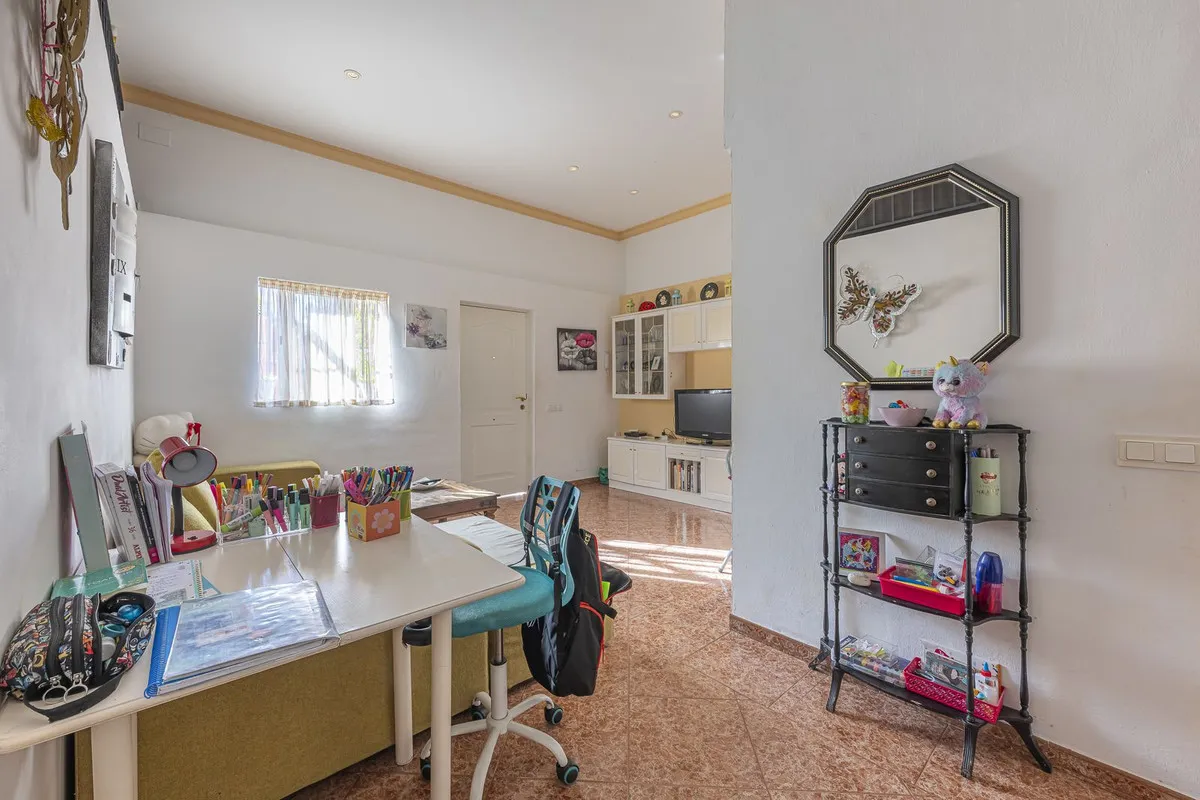 4b9cf425-f1a7-4428-8ff5-dcdba1be4b16