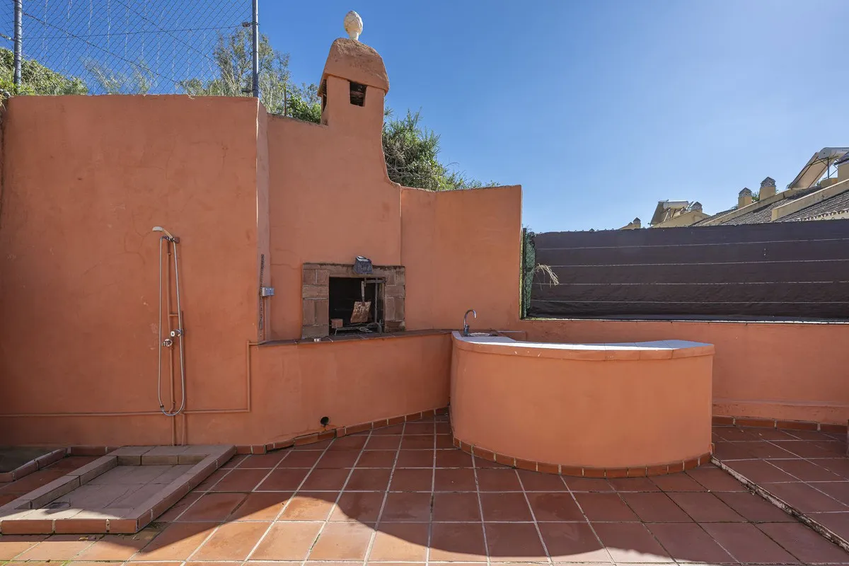 8665a428-10a1-49b8-ac9b-447f973b94ea