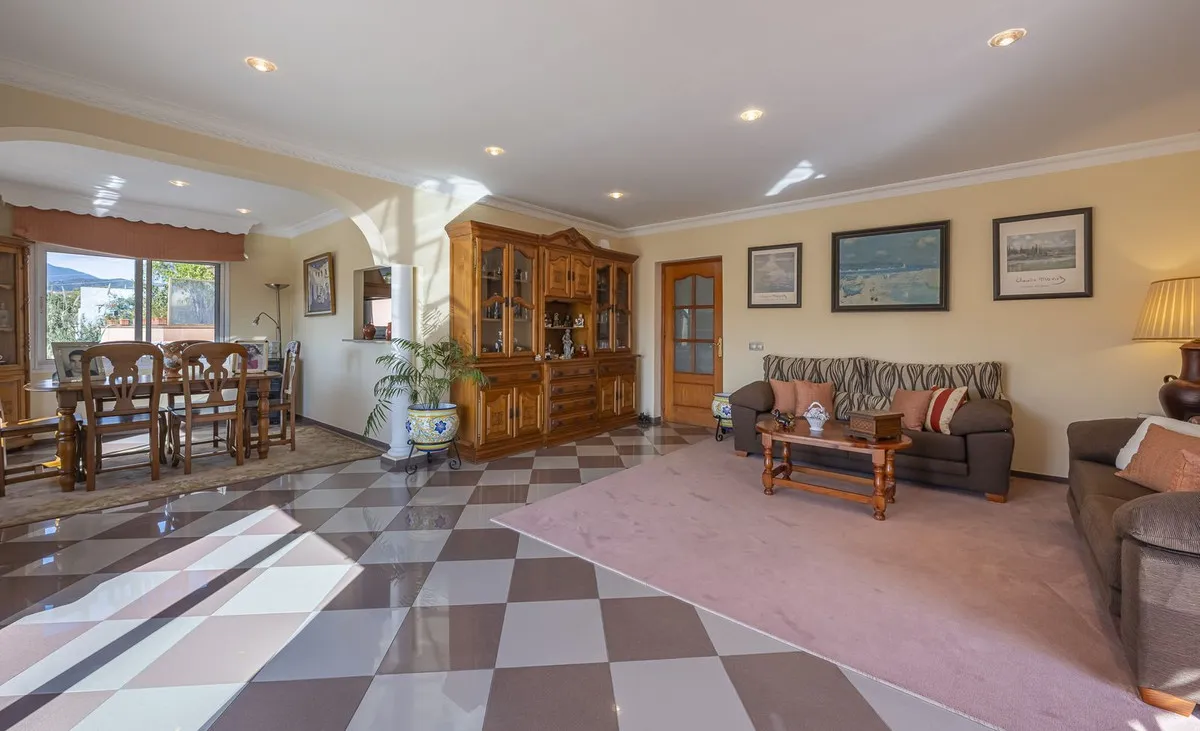 bc03ee13-d9a8-4456-992c-f946b00de087