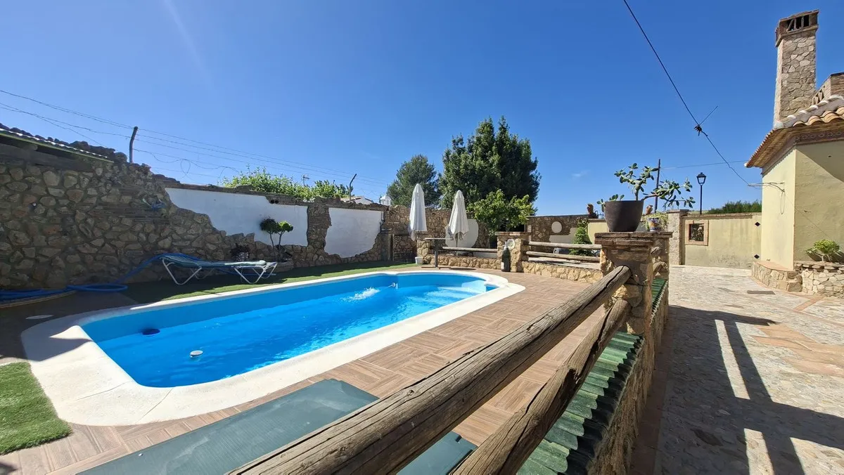 0675f643-e077-4989-8d7c-a12077ef84fb