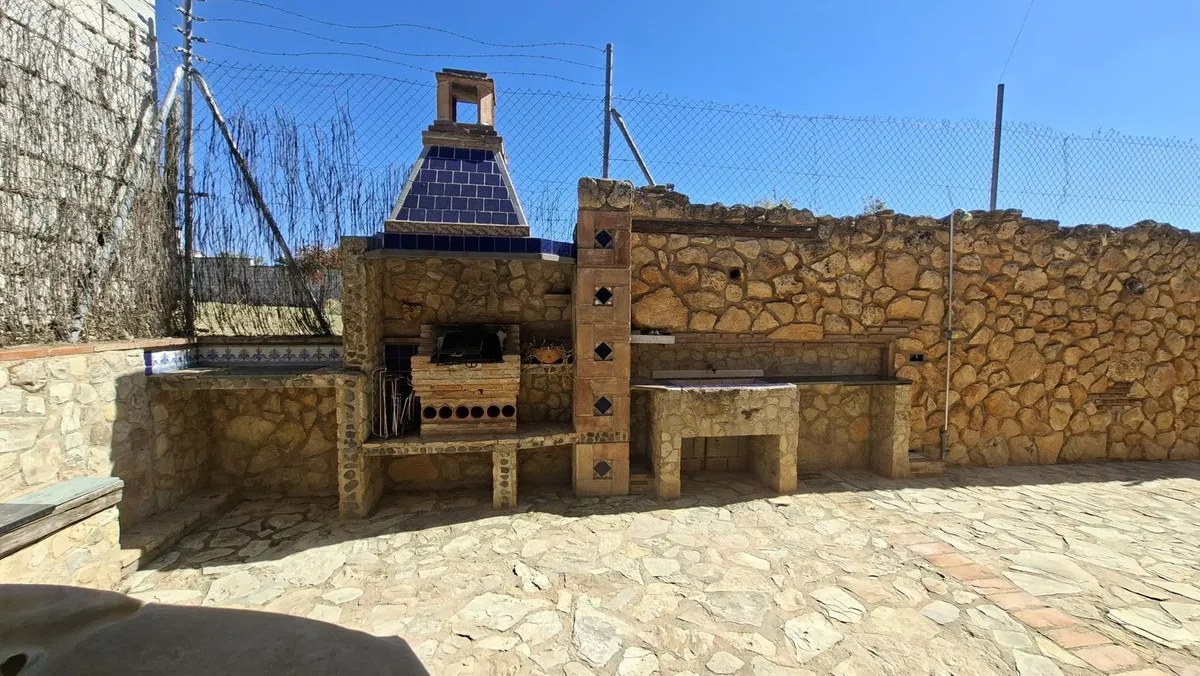 348df6b8-3874-4db3-930b-f9837fa377ab