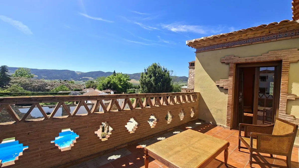 89814fb5-6e55-499a-979b-22e725992e08