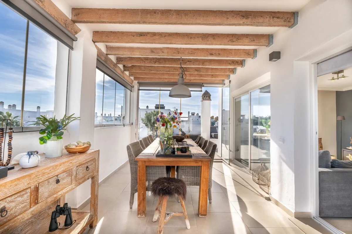 0071ad4d-2a9f-4a8f-8387-1ca1513f0c27