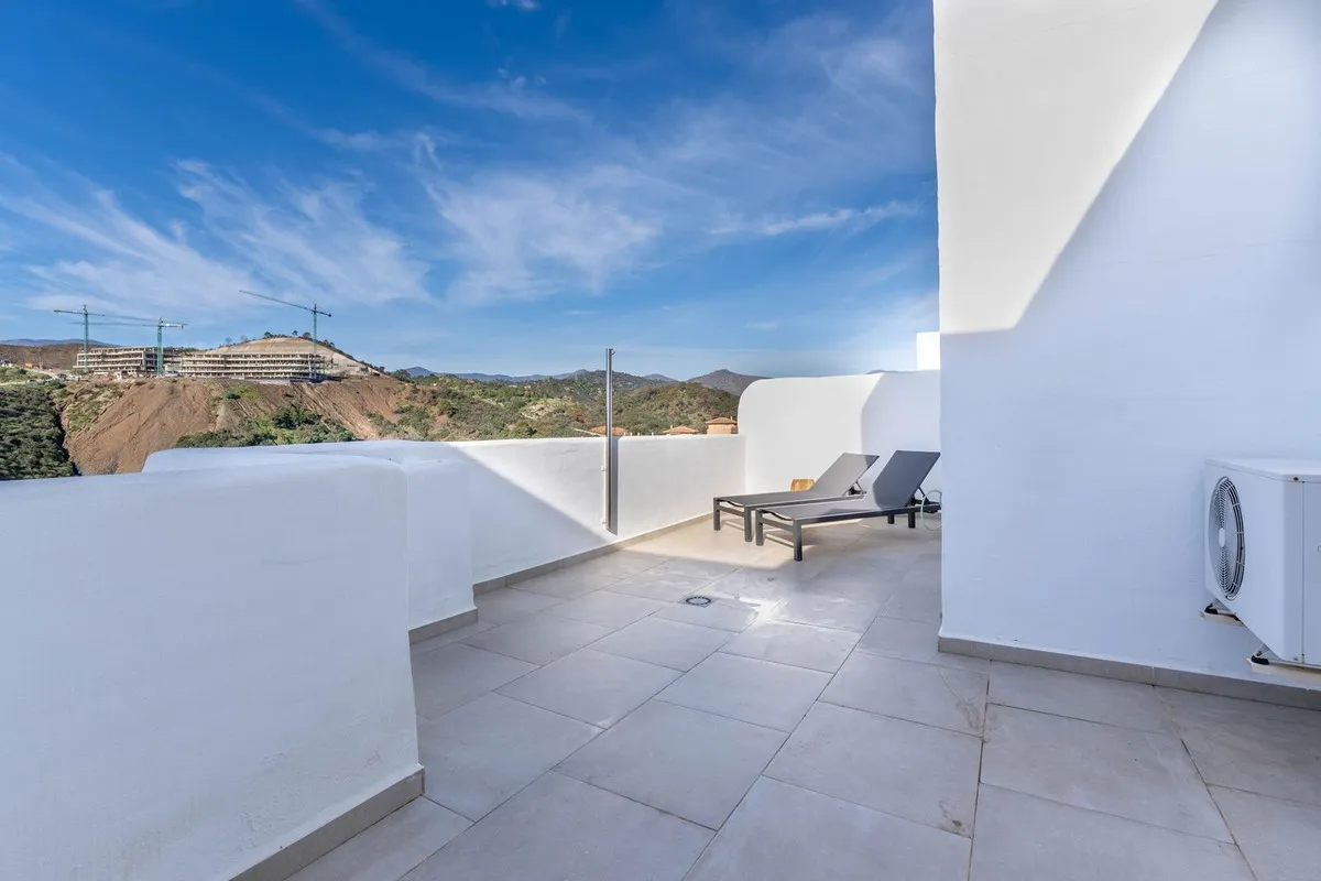 90df294e-0875-429d-90b2-3f853f8d3e7c