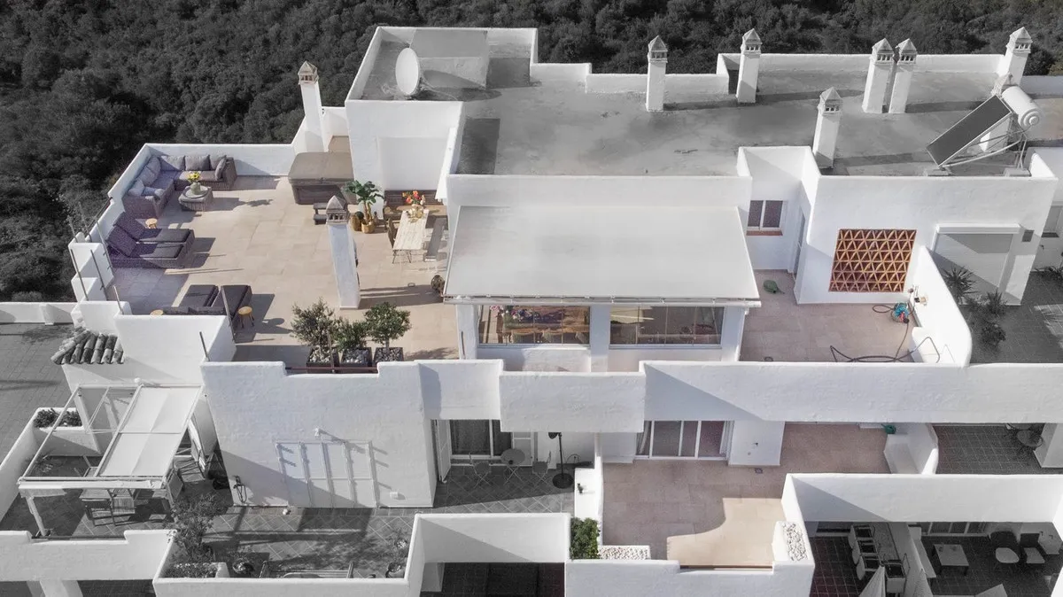 92c722d8-bbc5-4300-9426-f2fdcc968b2e