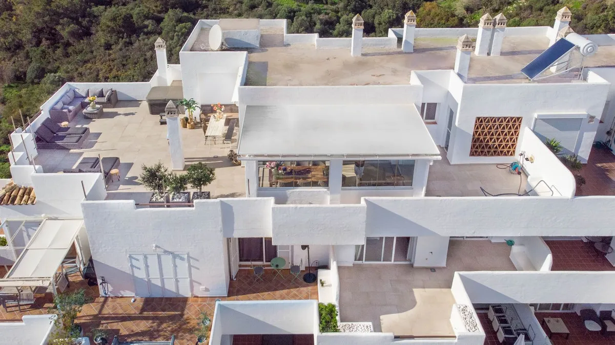 c0769ba0-ccff-42b7-a629-0954cc956842