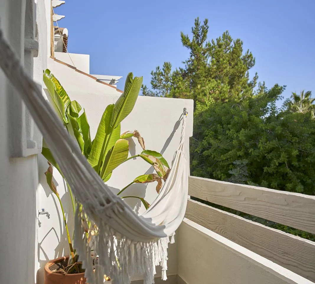 86c41dfd-99d5-4a5b-9c9c-5d32b42bff76