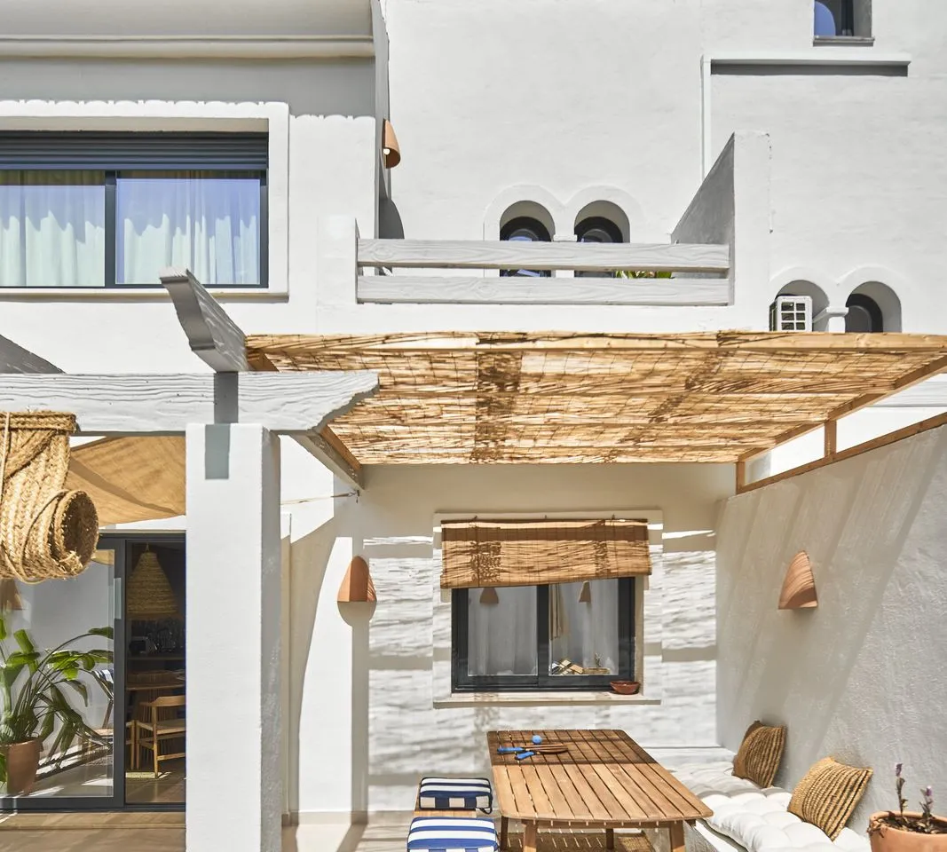 89f8e81c-ee42-4ba6-9916-2243a1593064