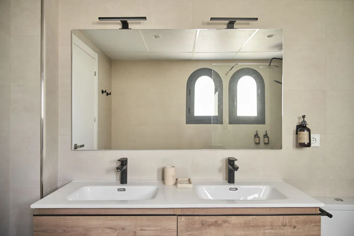 ffa20fba-3375-493d-9291-efcfc7fc8386