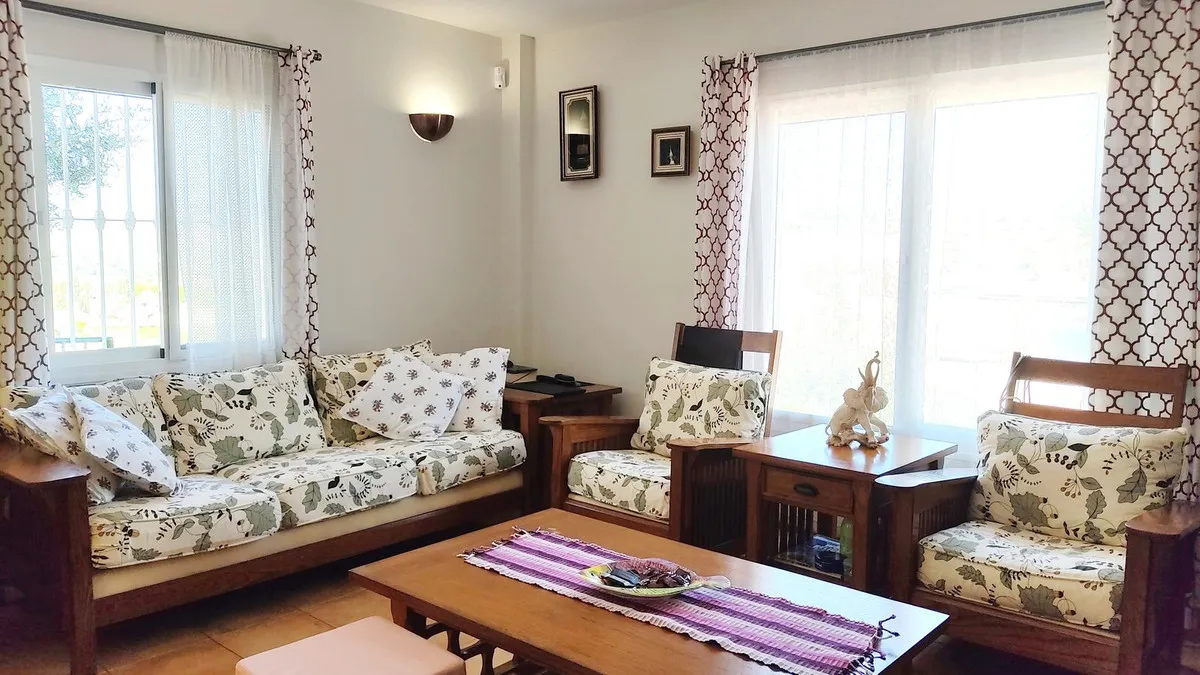 8c05ba02-3270-4c40-b7cf-cbfa6c7f9d26