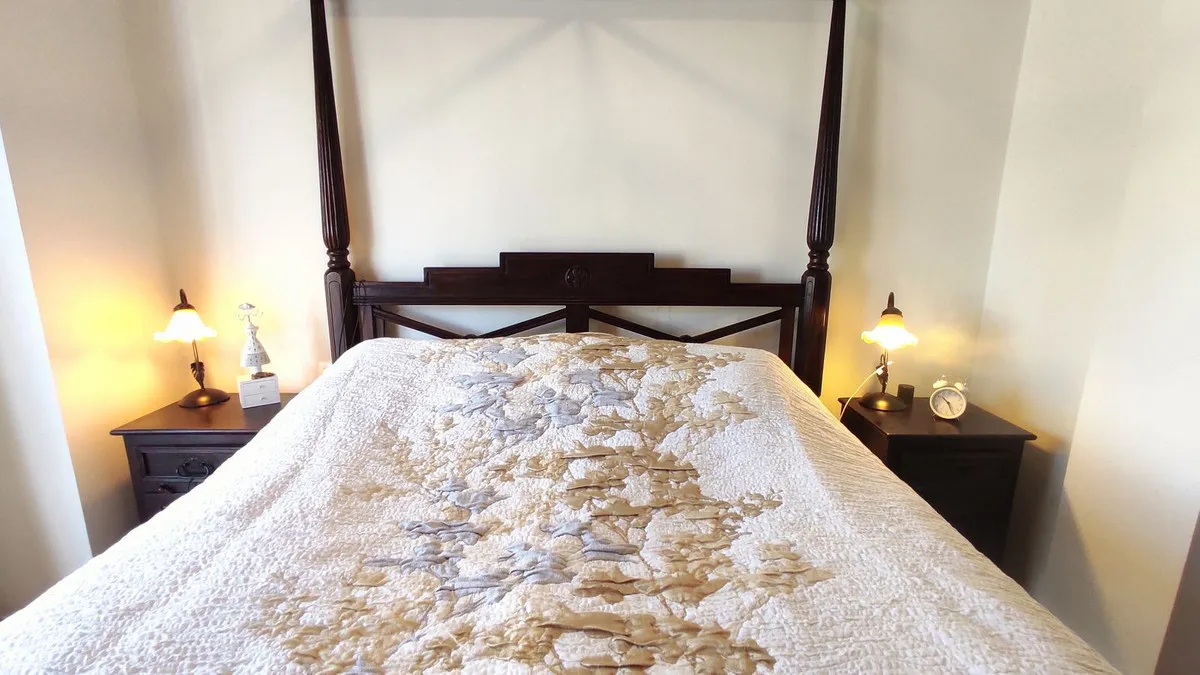 9ed712a0-13c5-425a-9d64-56a87d749fba