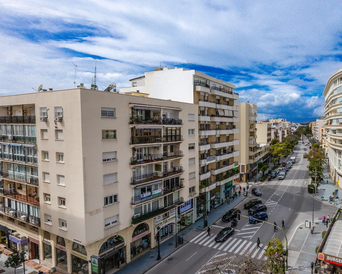 a8772d06-7541-41bd-a7d6-431e2a4042c0