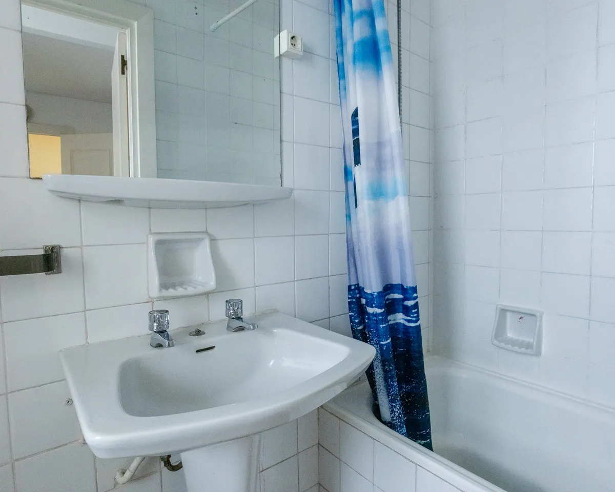 cfdb5f71-fa72-4b4d-ba8c-87061c0665da