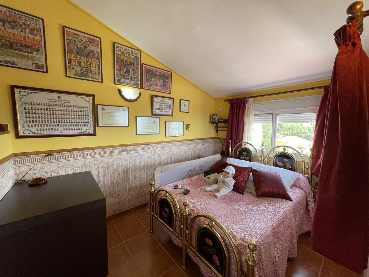 7590fa52-38bf-4d23-b497-7367ec62e028