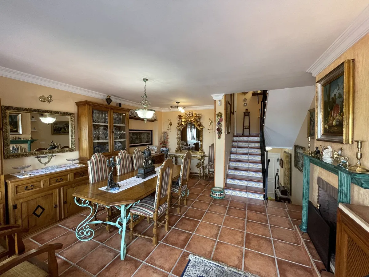 8e163091-19d8-420f-9592-e66dcc5dee46