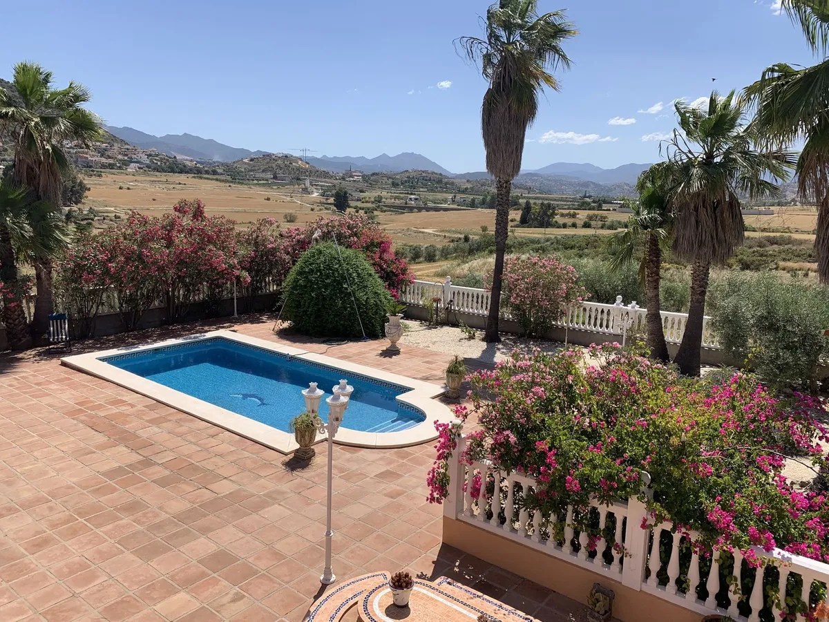 0b261333-519f-4a1a-b933-61f0ef7f156a