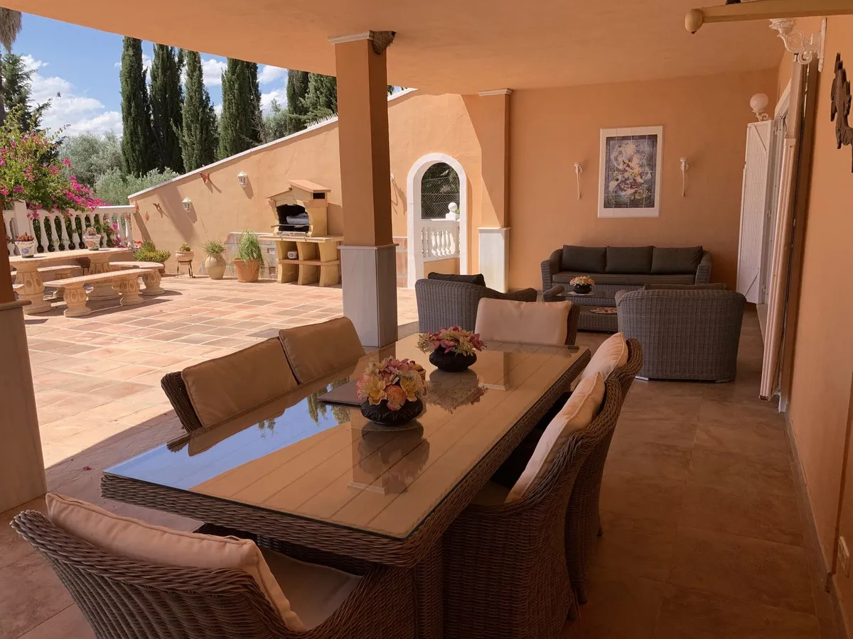 255fa276-4c3f-48ad-b99a-cdf0e3c6bfa1