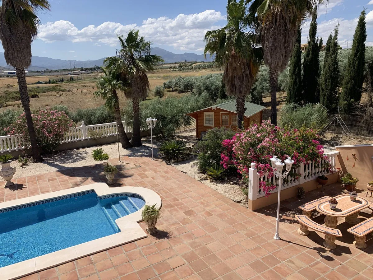 6a567ef3-69b6-421a-a17a-e8a69dbb86e5