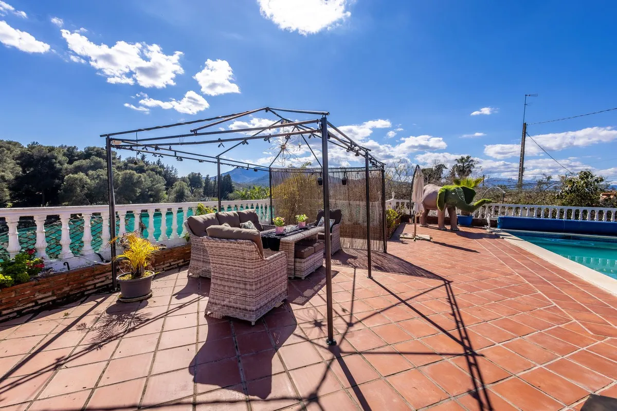 1ac71b7c-7c07-4b55-a6b3-47d7eee46929