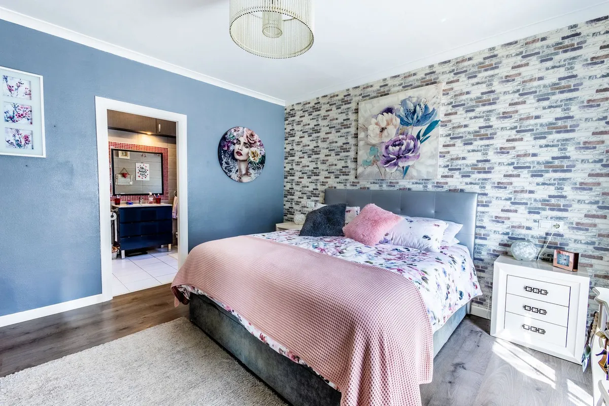 767037d6-16fc-47ff-b48c-e03b7de89db7