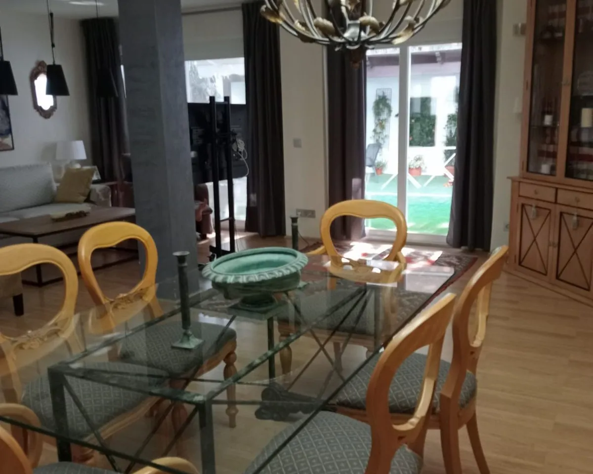 ef966636-e7a5-4c32-8c91-1bf478ea5a83