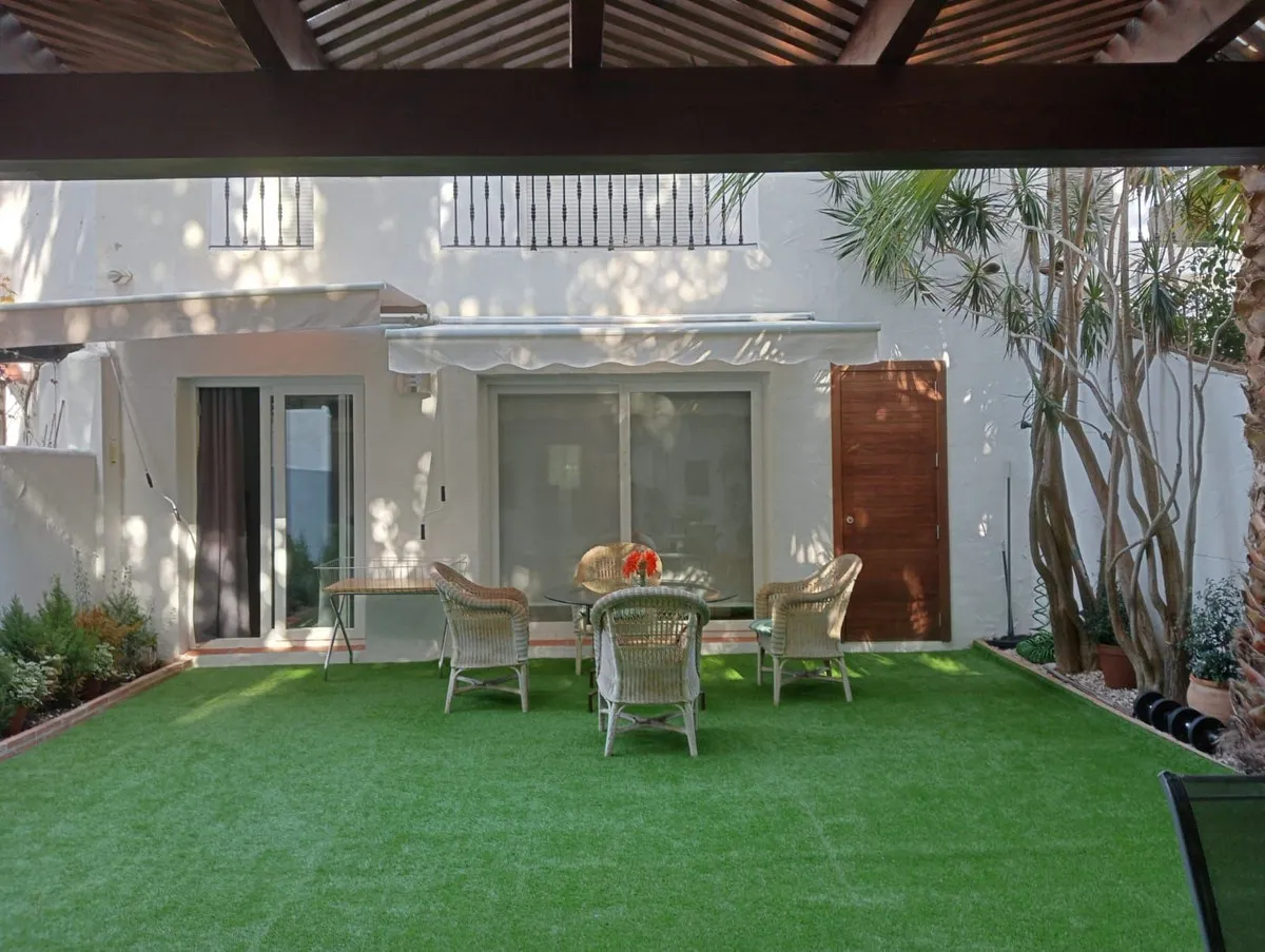 f72a4b1d-a5c6-4ff2-bfba-dfd436eb1d72