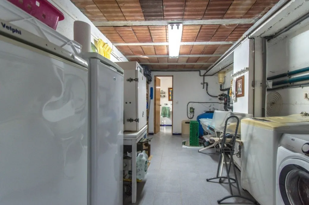 1b19fac4-9200-4ee7-a677-56b491d3adac