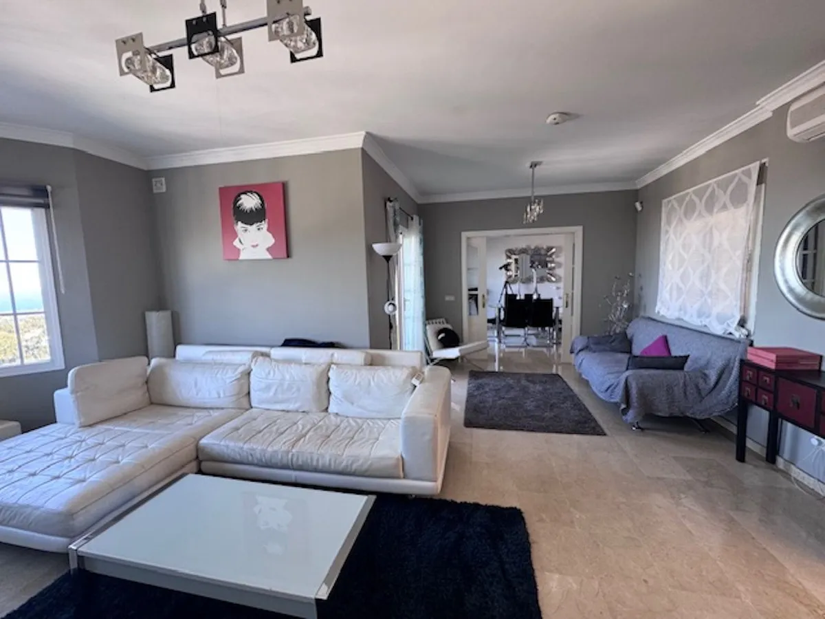 33c37a69-c029-4b54-b1a1-9b55b45afab2