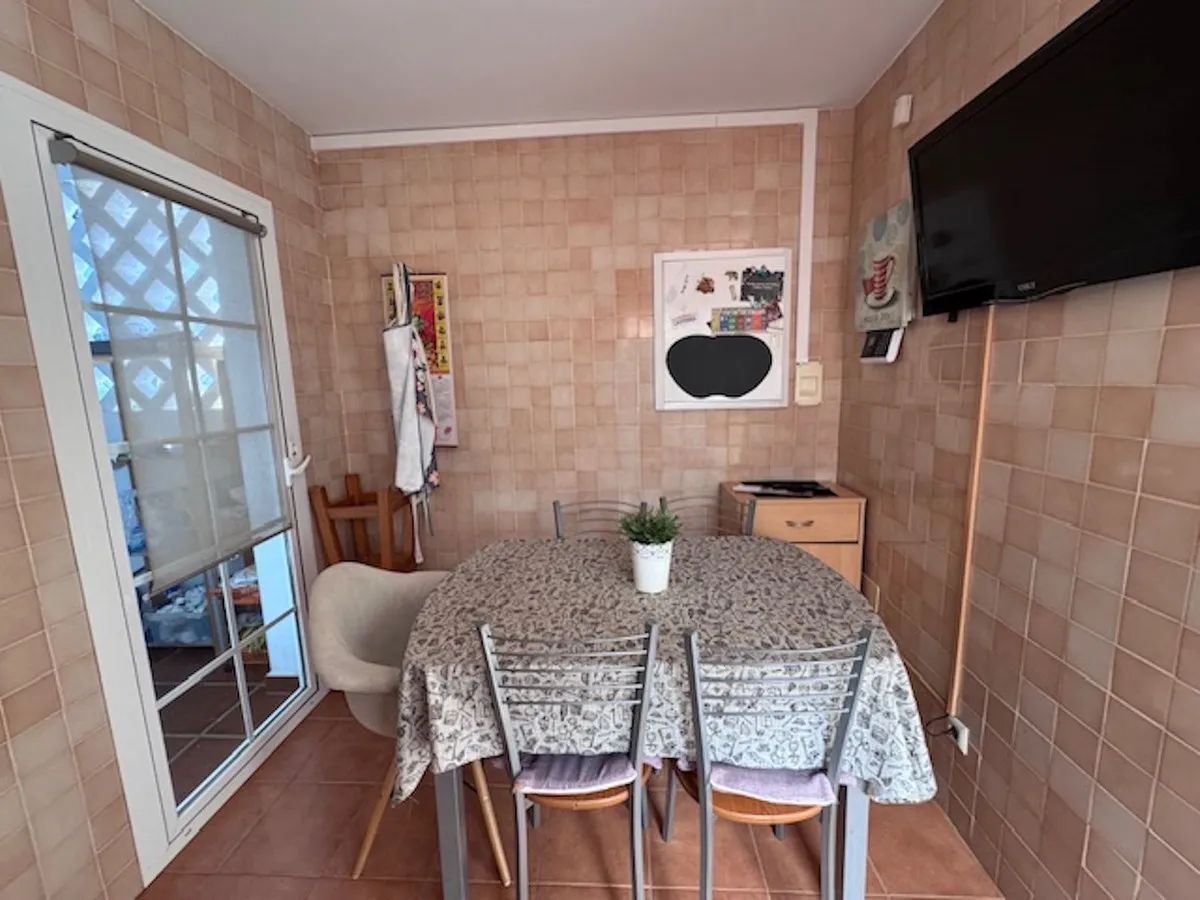 4c464d7f-d0c7-49a1-b026-ed8bd5cece72