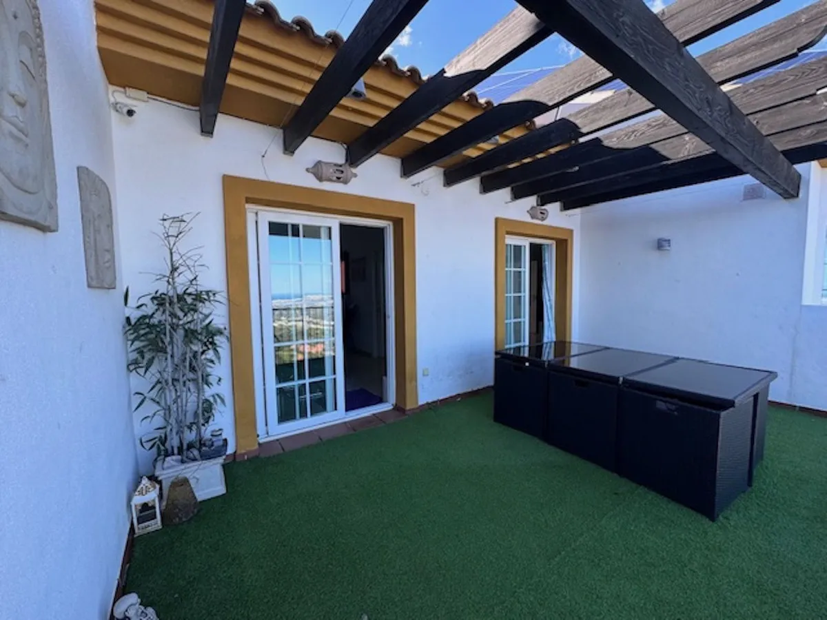 8cf143bc-007c-4a9c-827b-15e898d92495