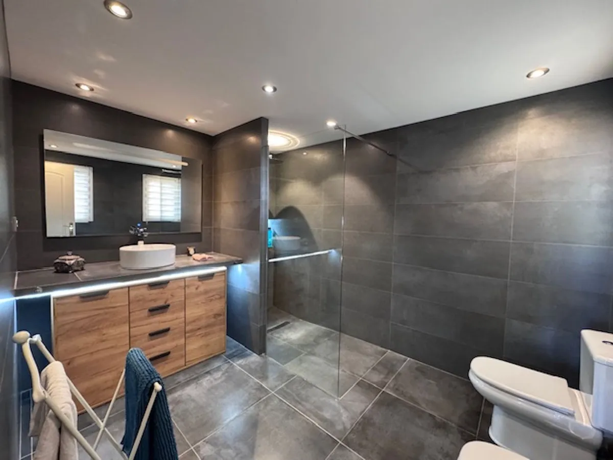 9bdd7082-5ded-47ac-94bc-279e0b351436