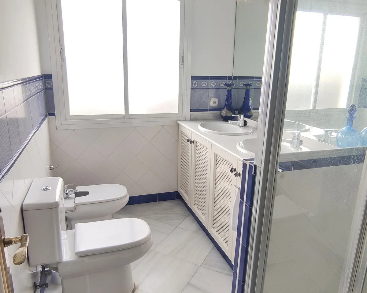 37bb417a-f02e-4837-b9de-3386e83be489