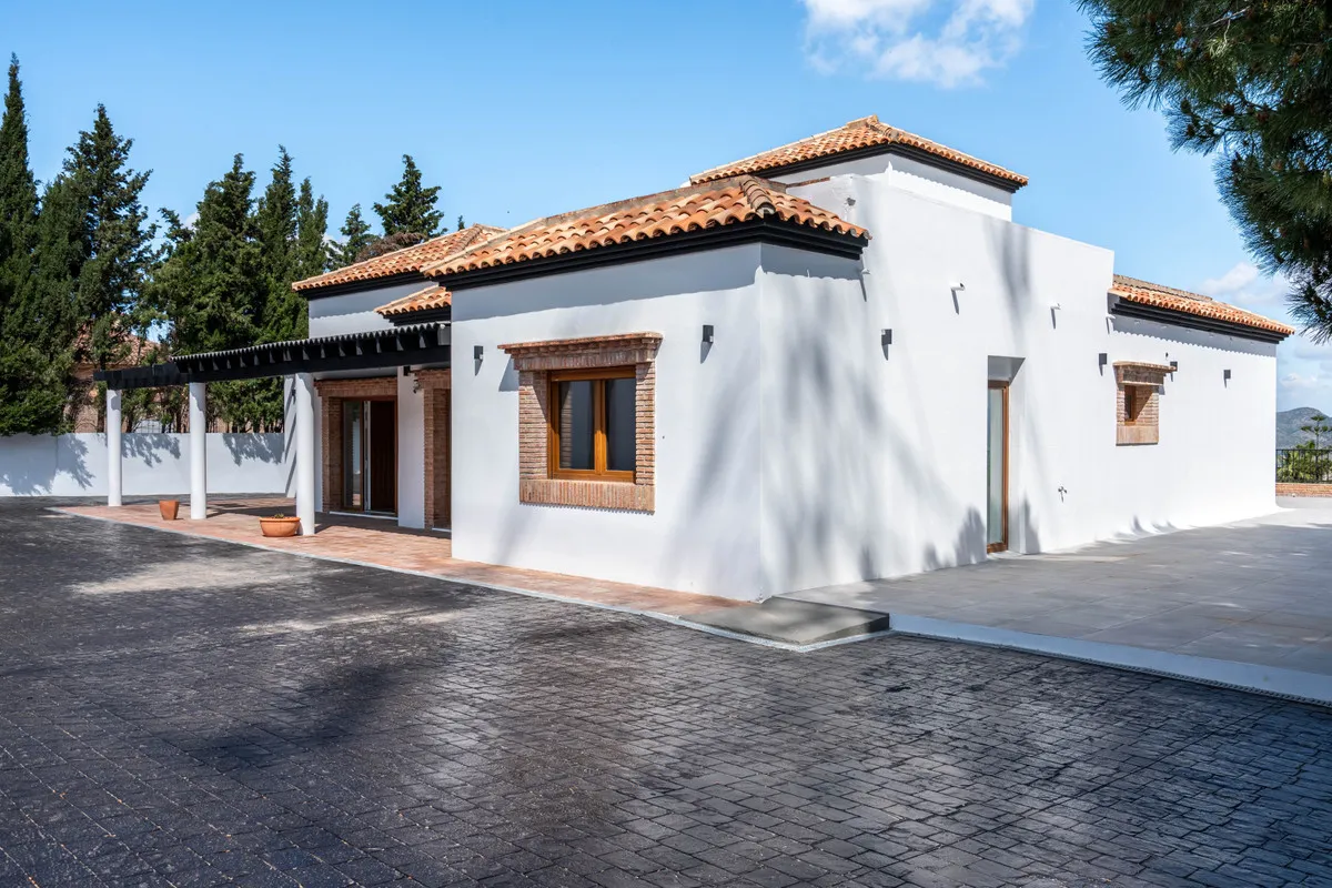 56b454bf-592f-41dd-ab72-05d286bed936