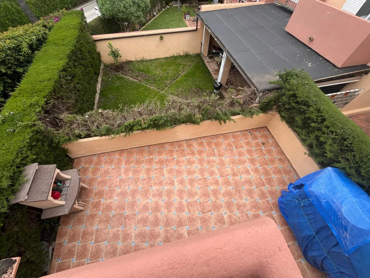 1d27cb34-4cba-4253-bf14-d0be607686a3