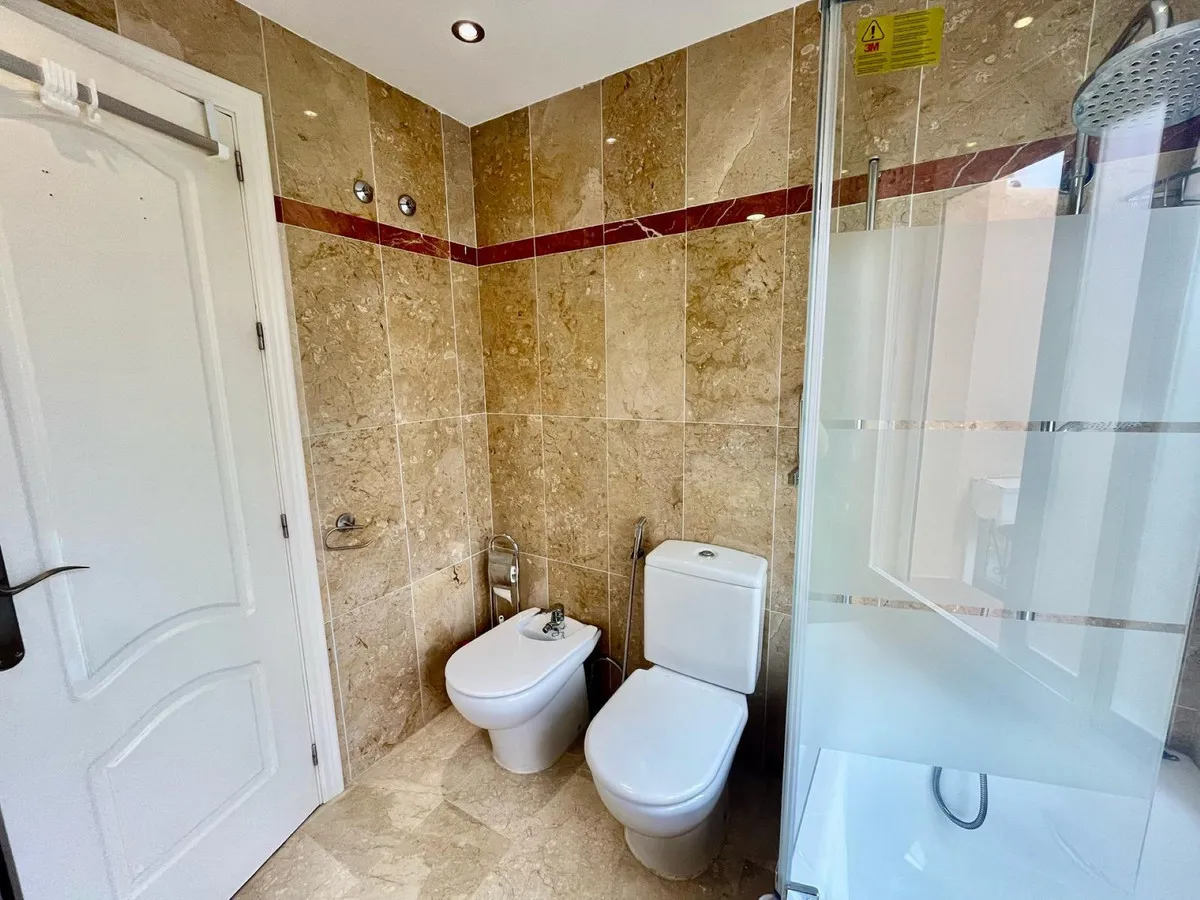 1f29f74e-d1bd-415a-a992-7d58e772b476