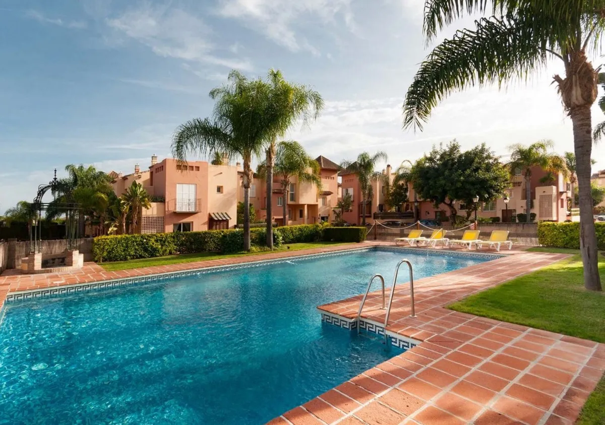 8038a633-00d5-4f1b-88ba-433e7b2d45a3