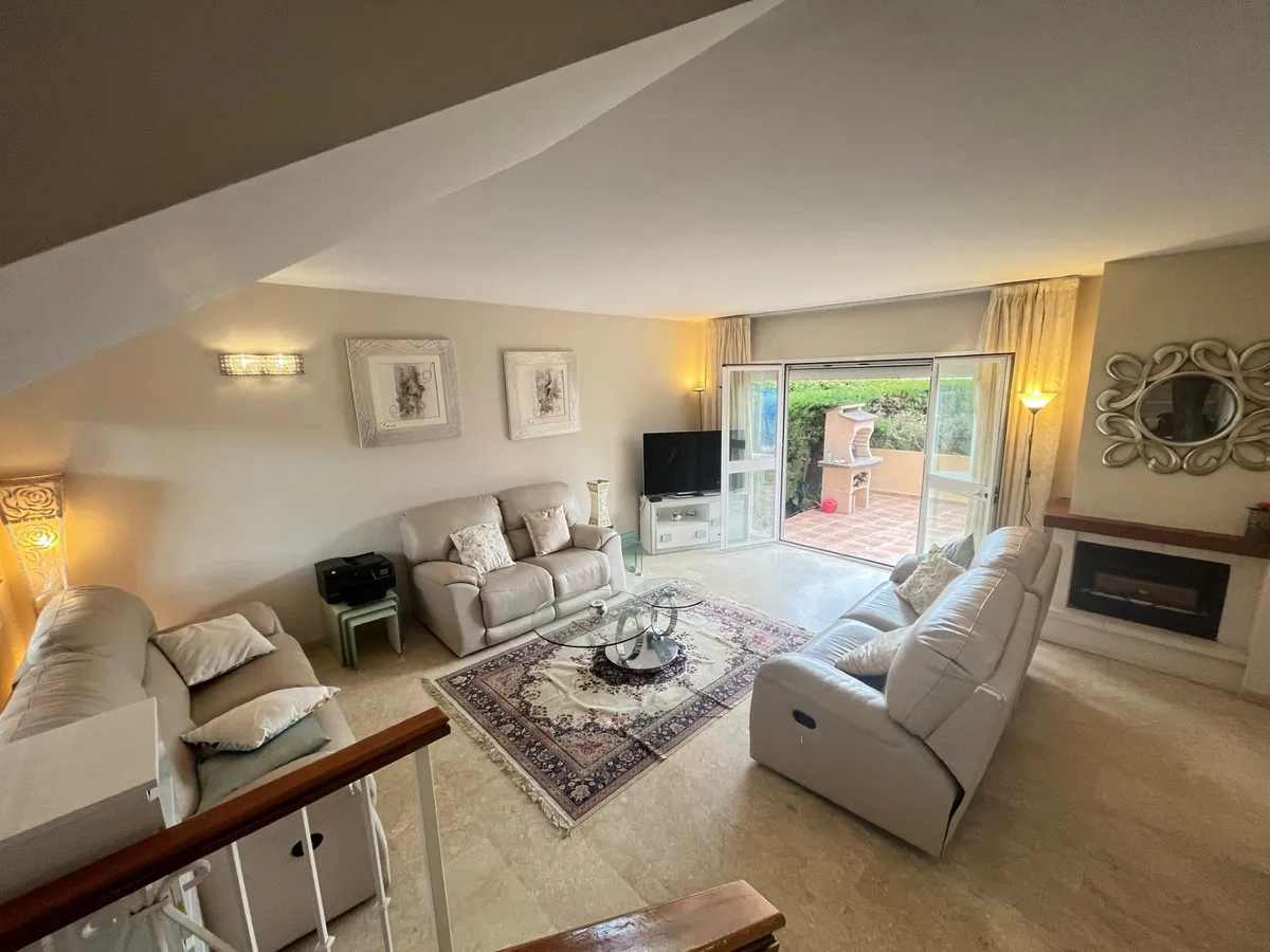 8d1ff6b7-7c4c-4c85-9aa9-29773ca0d29d