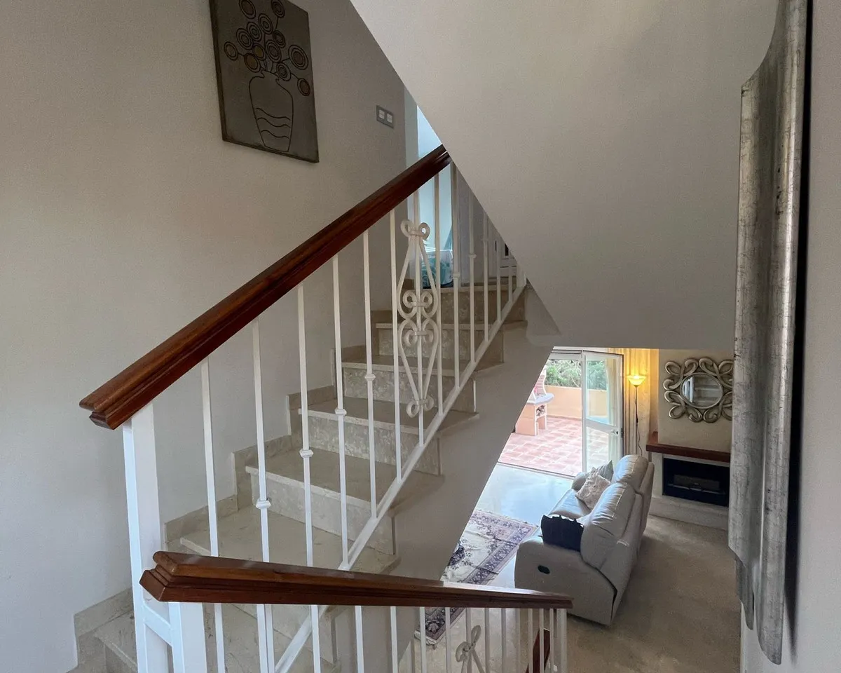 c334a005-b234-424f-8e02-40b84bb80276