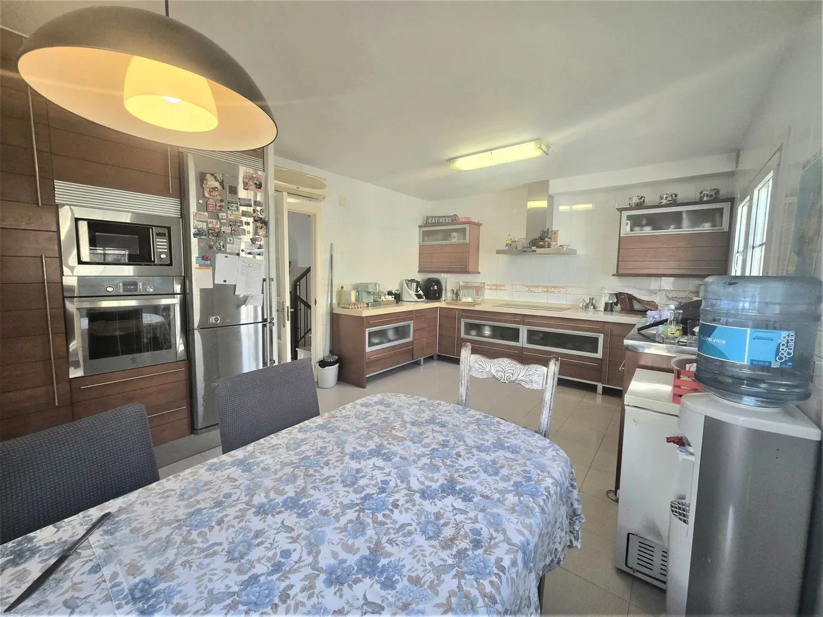 31df1e90-e007-4a4c-bf5b-dc4a0193d445