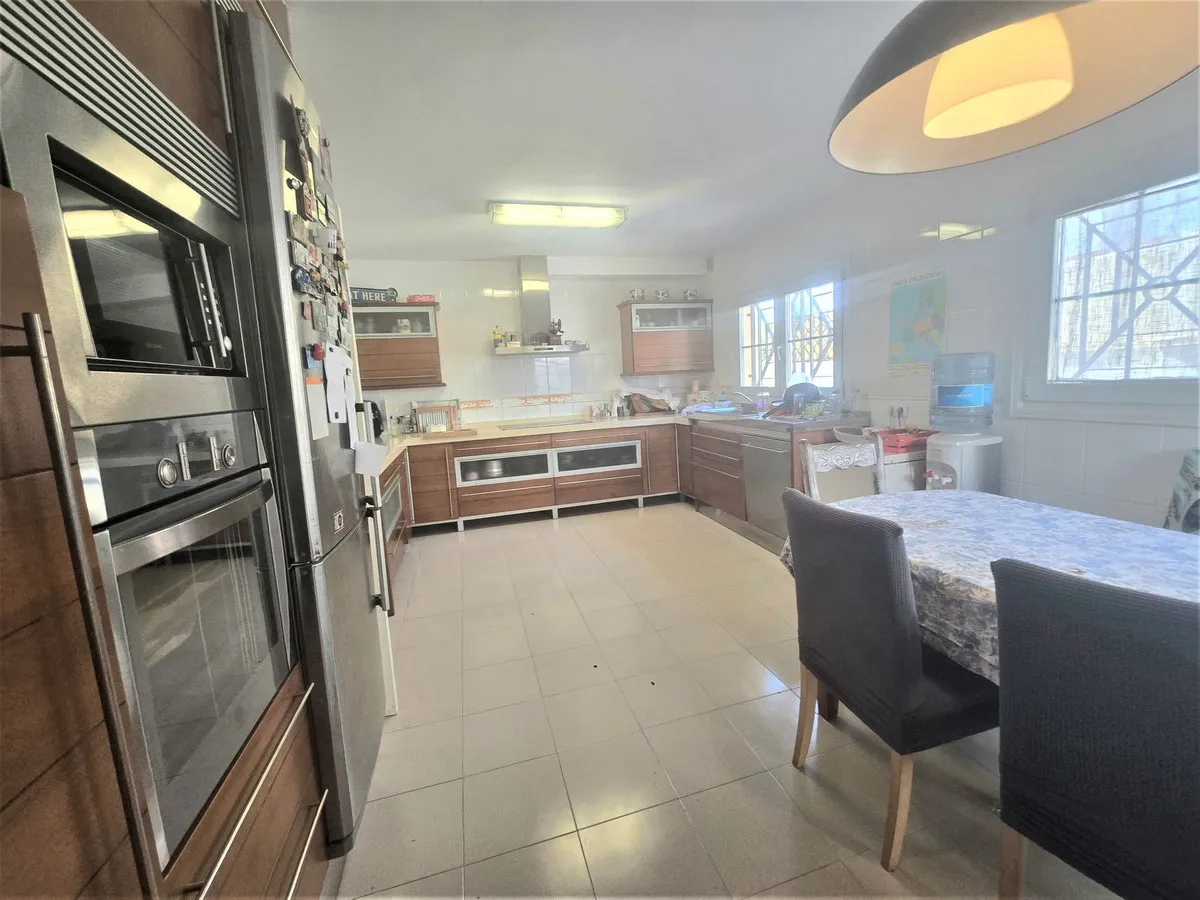 8c1caf27-8c7d-4a2c-aca8-ca6cce7235ef