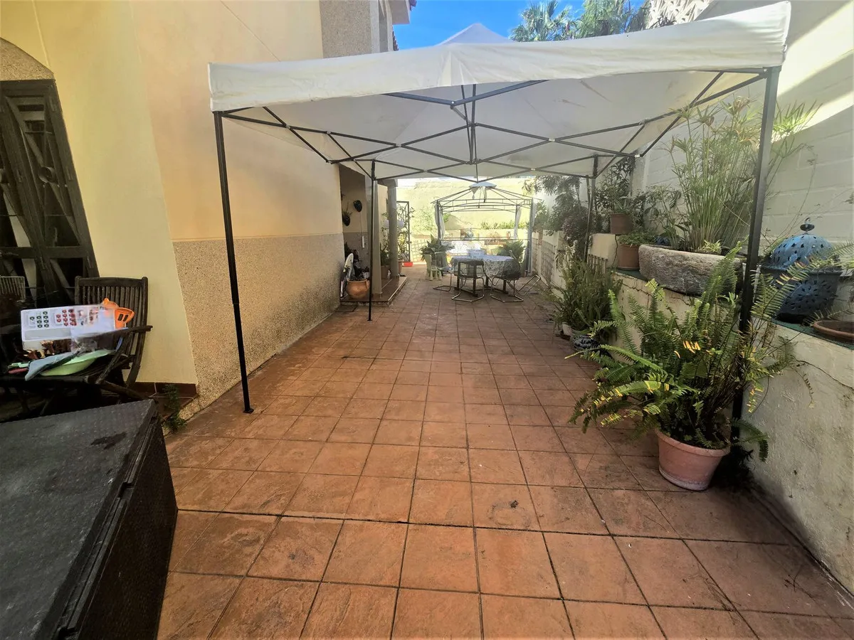 f9e25ec0-6b17-4ead-a801-3aa99f81a805