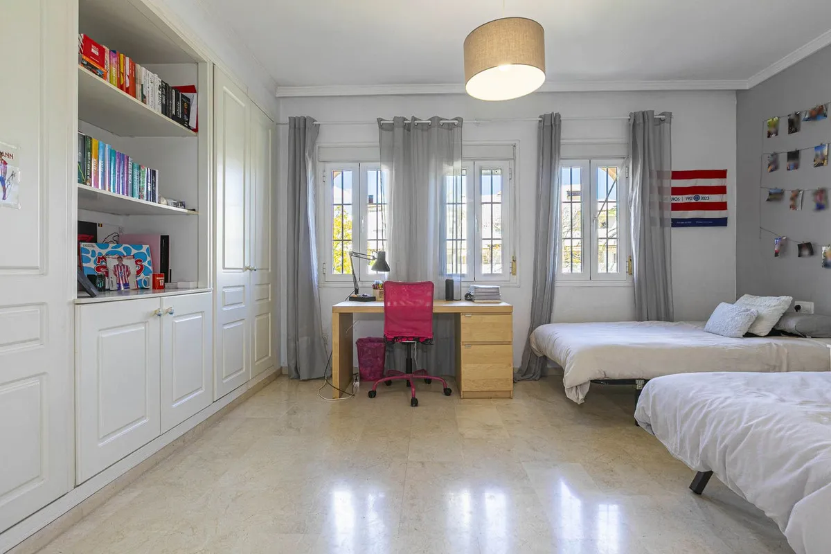 1d05092a-faf2-4a6f-a6d6-f6f829ade33b