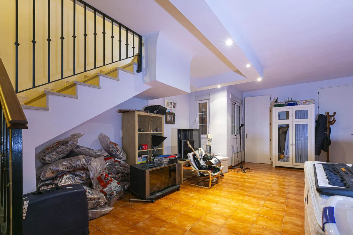 6e54624c-6b03-4a74-bfa2-f87f6ed3e64b