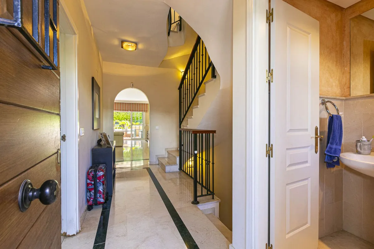 7ae602c3-dab8-45ad-abe1-d40312ca82ca