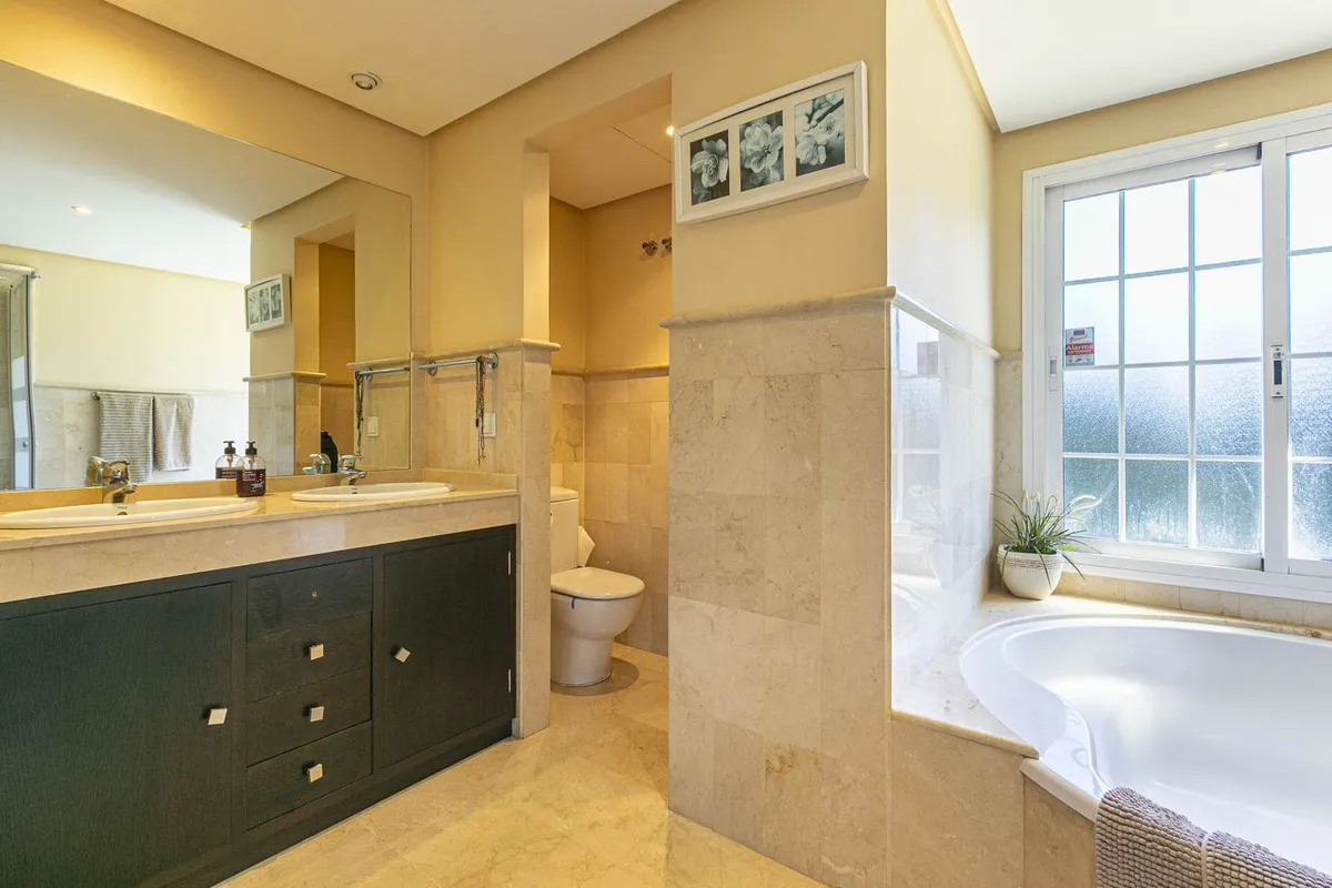 7c64d04e-a09d-4f06-9bca-89efbafe4669