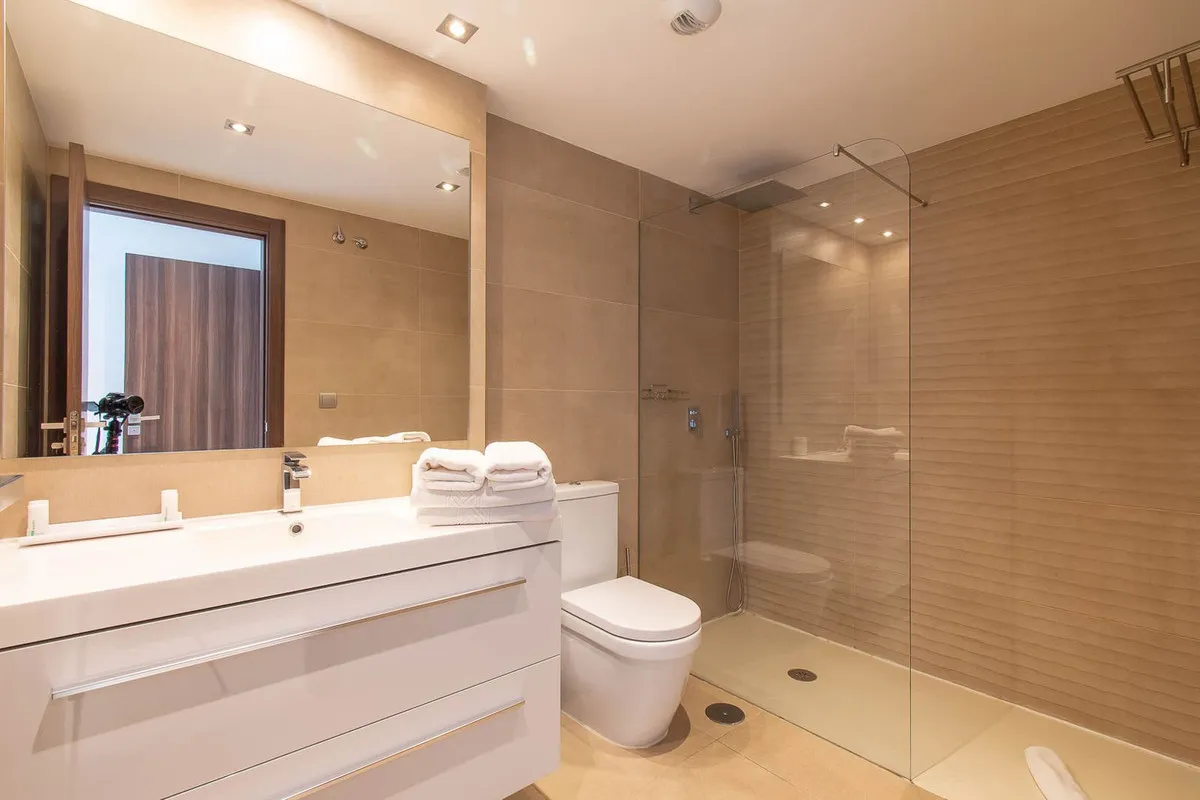 0d317f97-ac52-485c-a2b1-6a75fac2a87a