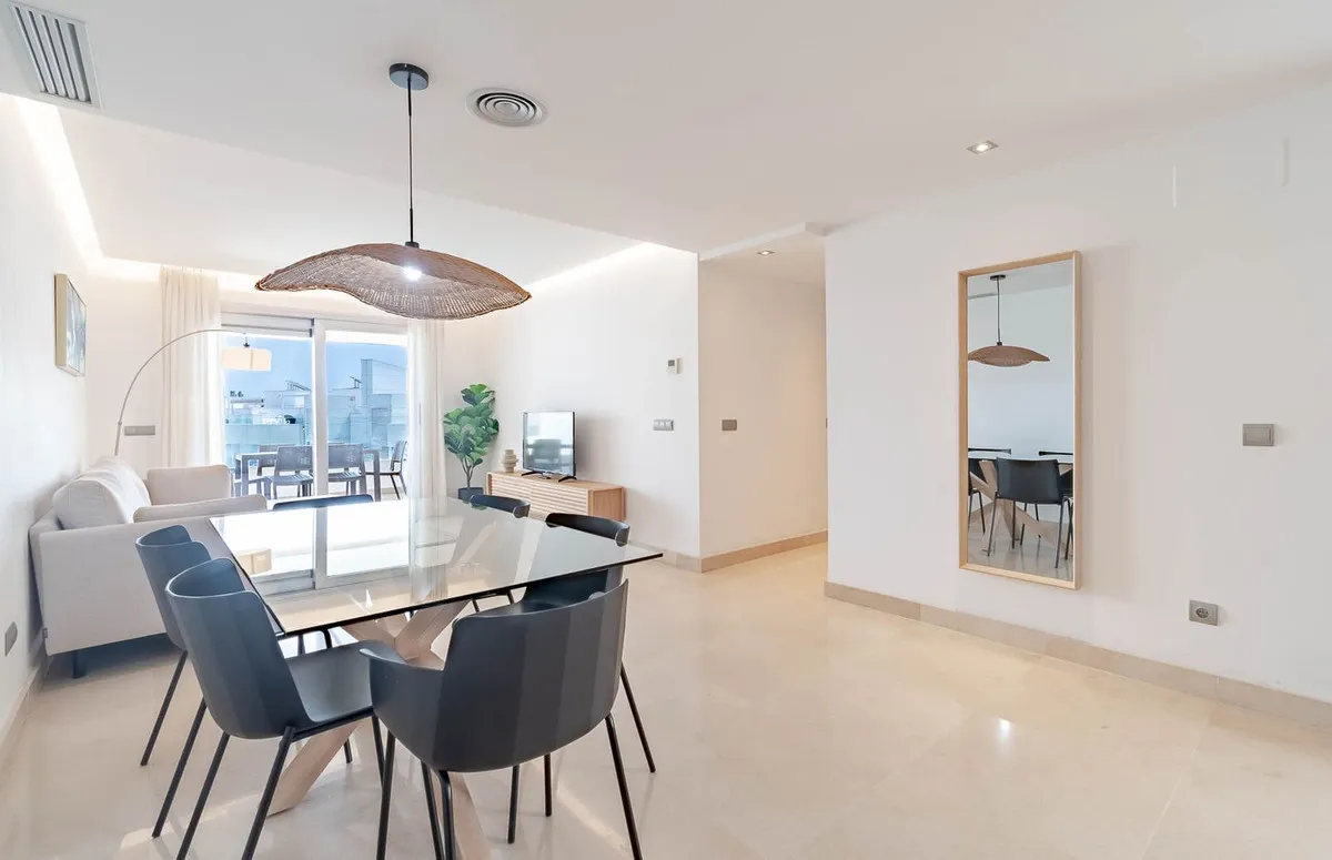 2723dba7-4569-4b4e-b6e3-21670160c959