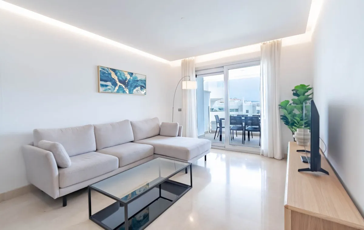 8ca5adb4-db6f-414d-b6a3-fd822f84ba26