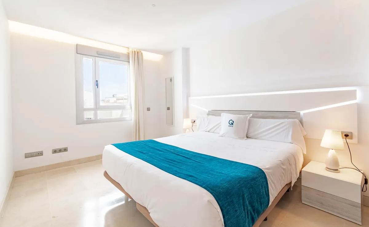 a7567060-fff4-4d3d-a126-c7b3de8119ee