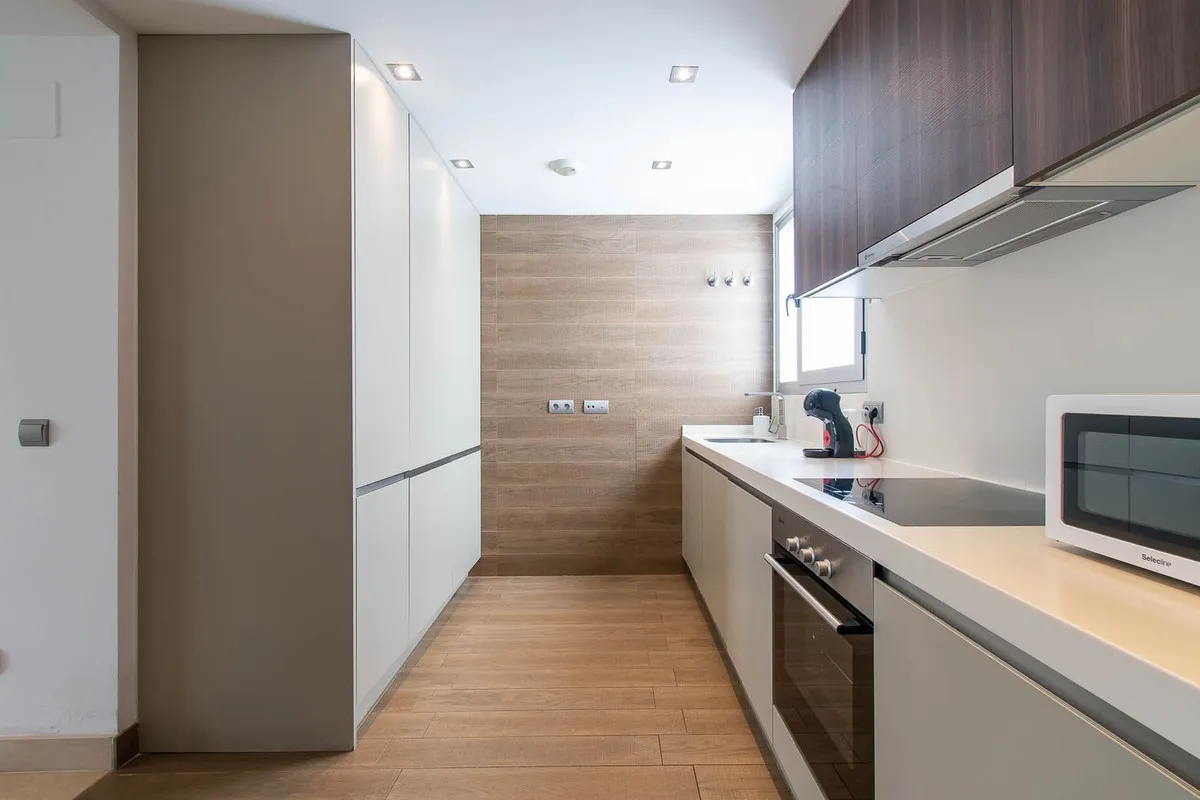 c40a9b4e-36e1-47c0-b63d-b0b72e37c170